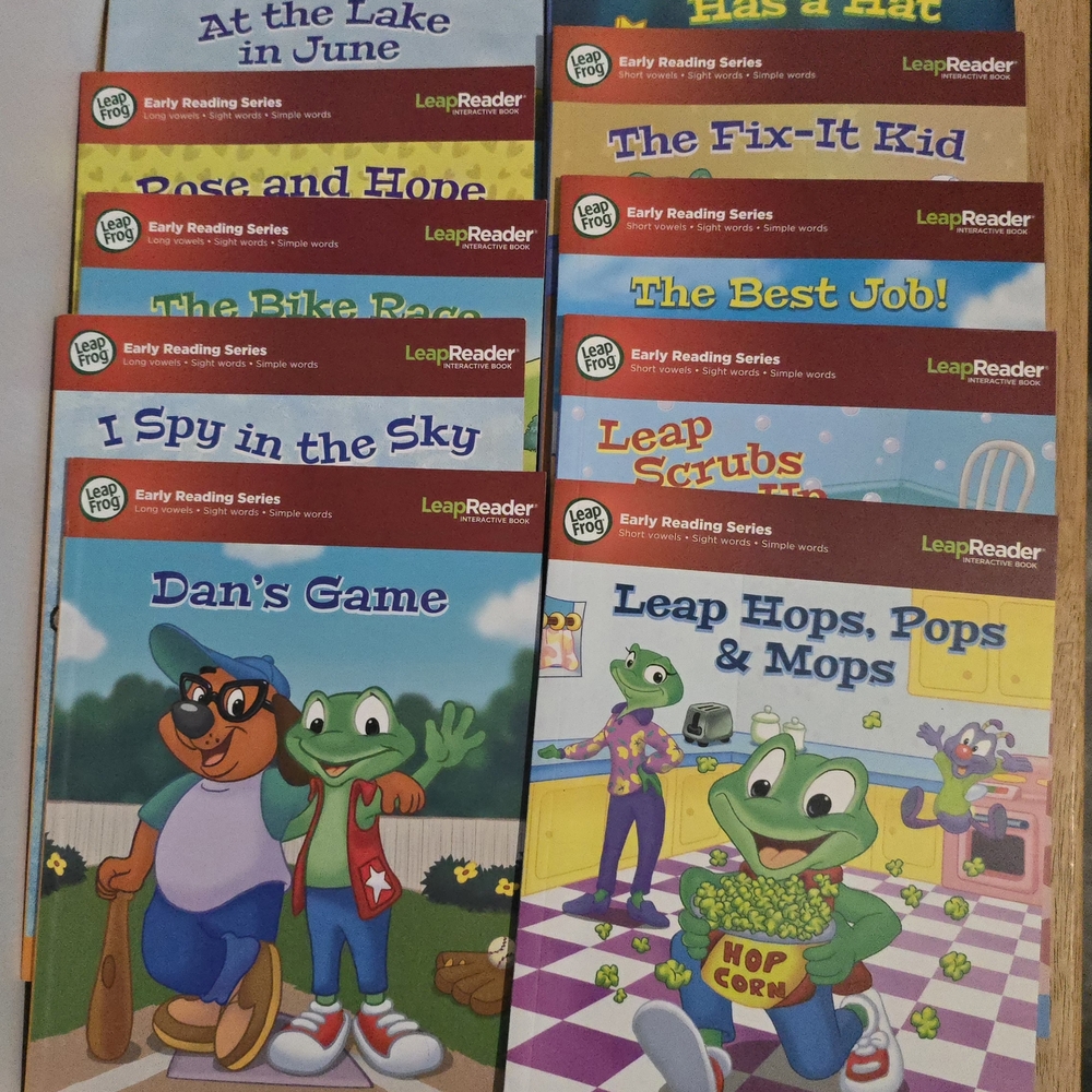 LeapReader Early Reading Series Set of 10 interactive books. New